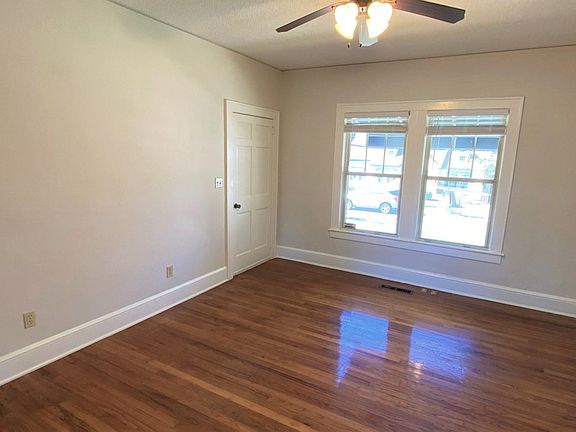 2nd image of 322 Beard St
