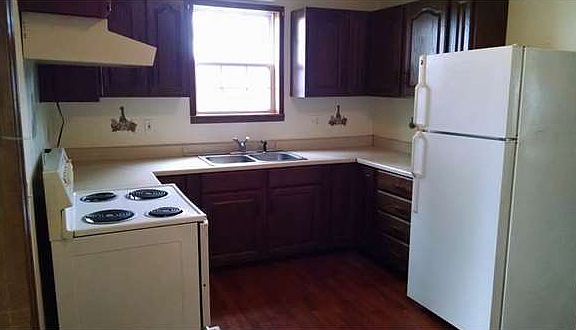 5th image of 306 E Missouri Ave