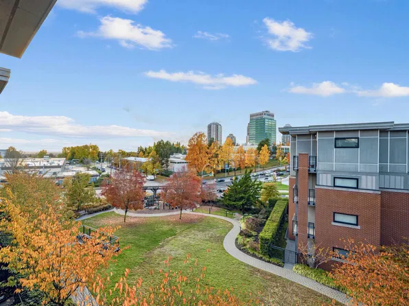 7058 14th Ave #414, Burnaby, BC V3N 0E6