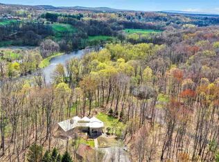 14 Amani Dr, Gardiner, NY 12525