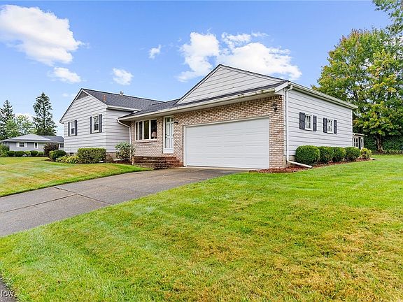 2nd image of 638 Gary Dr