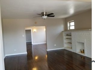 3900 W Van Buren St APT 2, Chicago, IL 60624