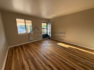 1401 3rd St SW APT 13, Roanoke, VA 24016