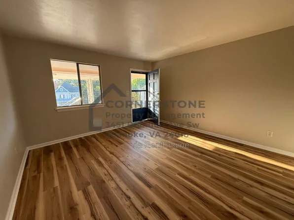 1401 3rd St SW APT 13, Roanoke, VA 24016