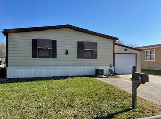 287 Blackthorn Rd, Matteson, IL 60443