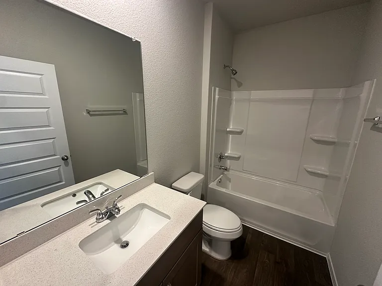 2709 Derwent Dr — Photo 13