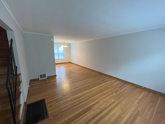 4th image of 2044 Harwitch Rd