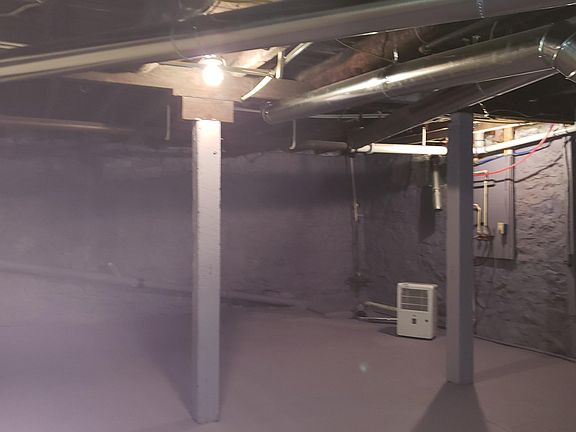 4th image of 304 Kimball St