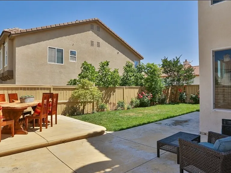 17637 Gladesworth Ln — Photo 24