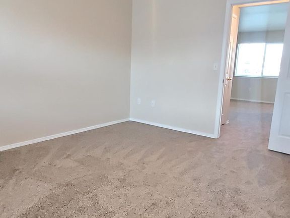 2nd image of 623 Windemere Dr APT 104