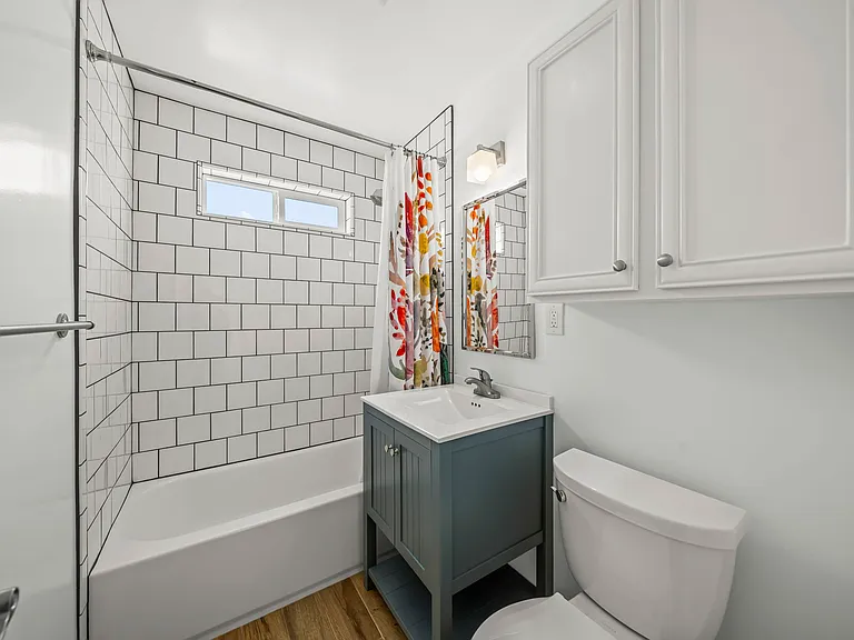6364 Osler St — Photo 20