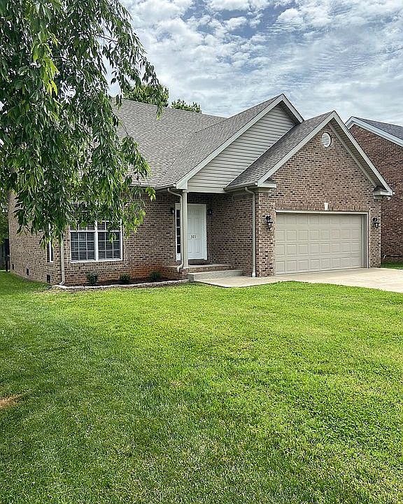 $1650 rent includes lawncare