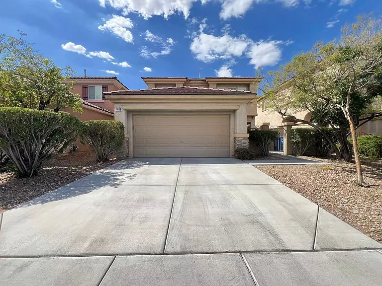 11008 Rusty Ray Dr — Photo 2