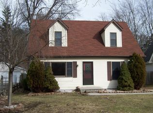 348 North Ave, Algonac, MI 48001
