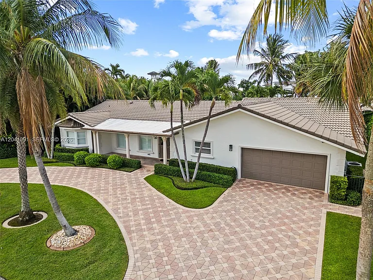 18 Eleuthera Dr — Photo 6