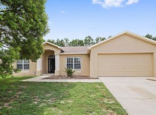 580 Berkley Pointe Dr, Auburndale, FL 33823