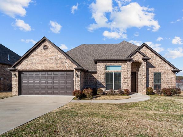 1811 Spruce Pine Ln