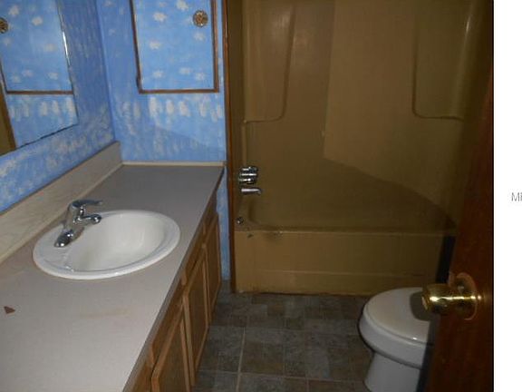 4th image of 5129 Marina Dr