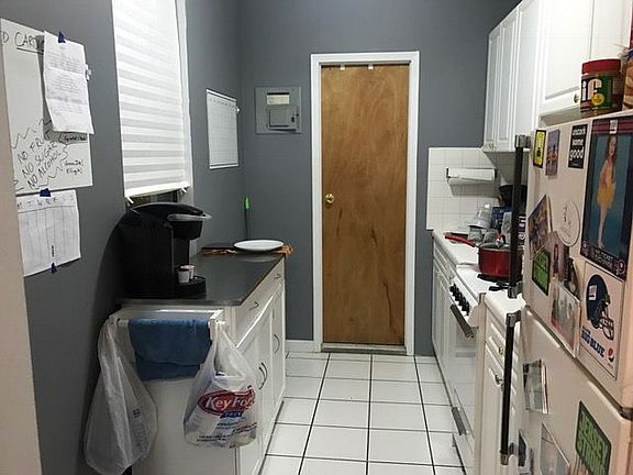 3rd image of 300 E 88th St APT 4S