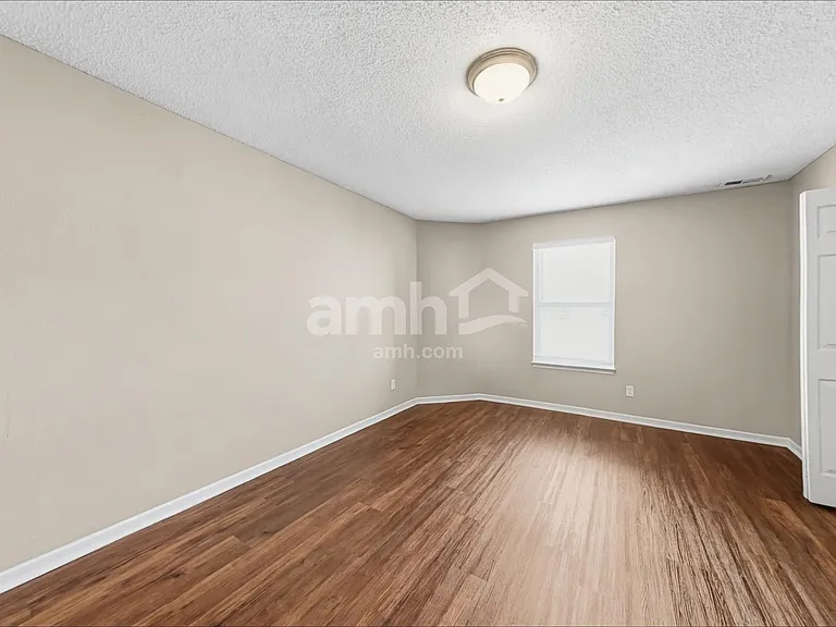 34 Frostwood Ln — Photo 15