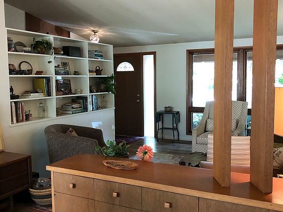 Sideboard