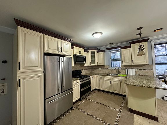 2nd image of 84 Elliott Ave #1