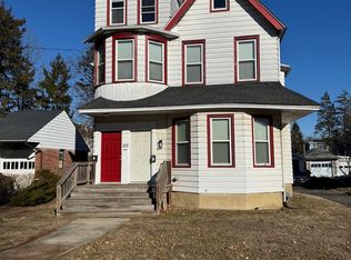 207 W Maple Ave, Merchantville, NJ 08109