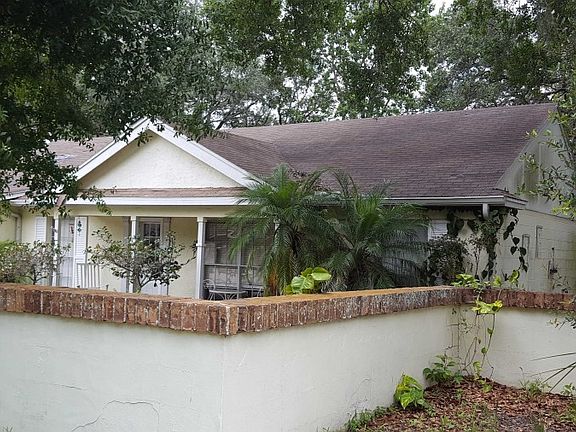 3rd image of 1206 Robin Dr