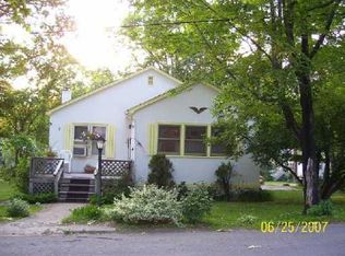 9 Hill St, Ellenville, NY 12428