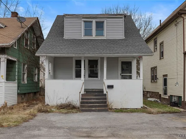 1868 Weston Ave, Niagara Falls, NY 14305