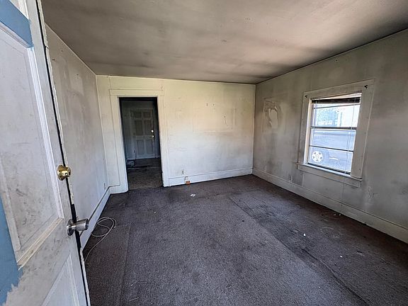 4th image of 1108 Glentana St