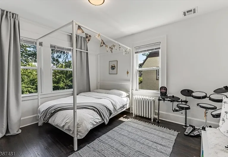 186 Gregory Ave — Photo 12