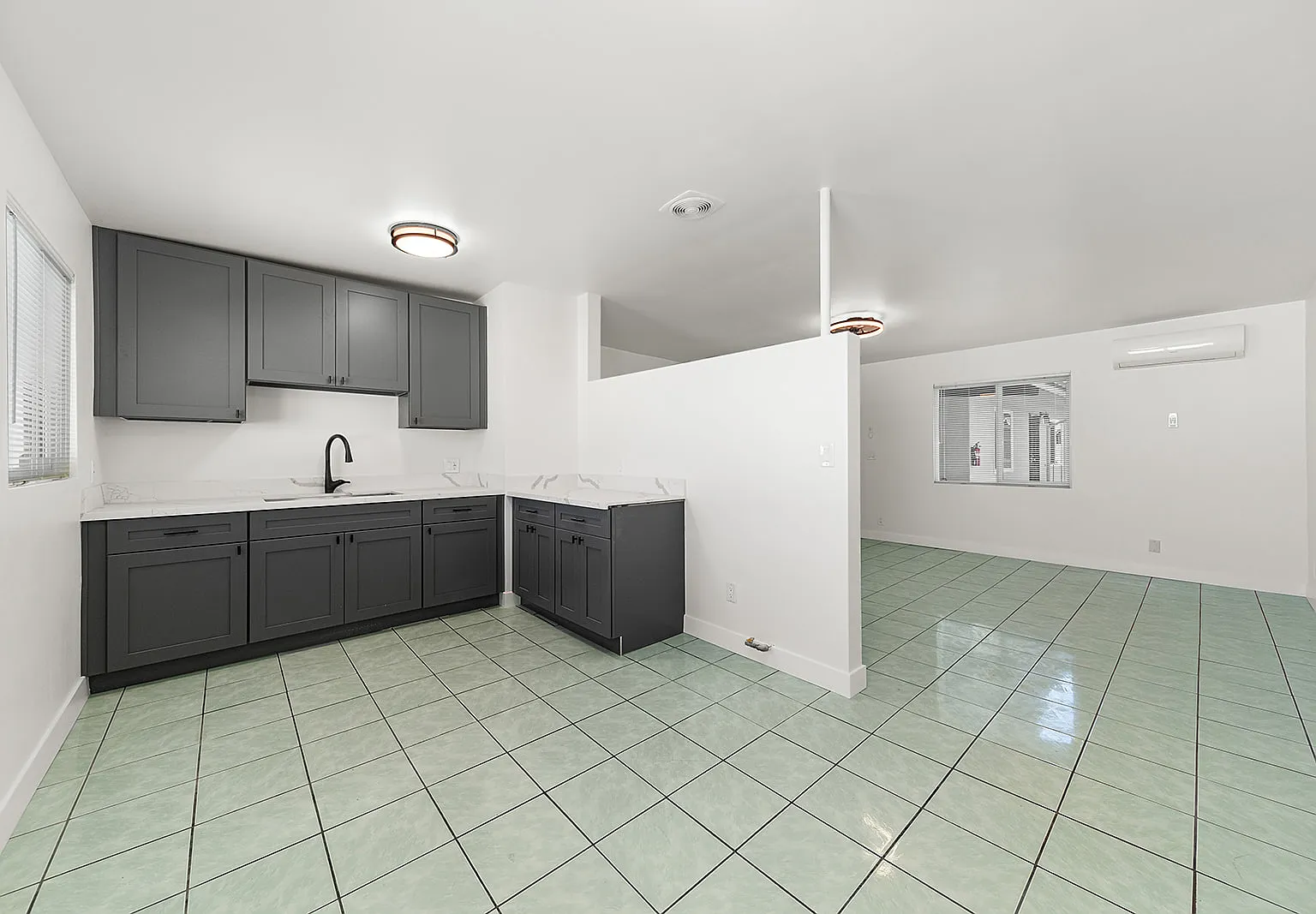 2 bed, $2,350 — Photo 3