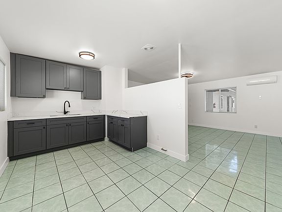 3rd image of 130 S California St APT E