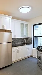 Rented by Uptown Flats LLC