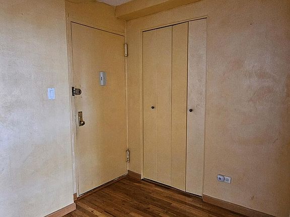 2nd image of 1855 E 12th St APT 6G