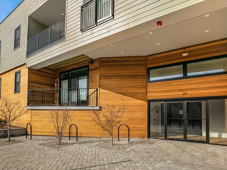 29 Woodbine St #107 — Photo 11