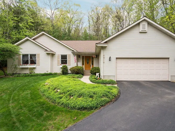 4611 Audubon Dr, Traverse City, MI 49686