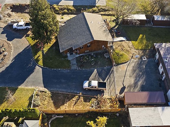 2nd image of 130 N James Avenue