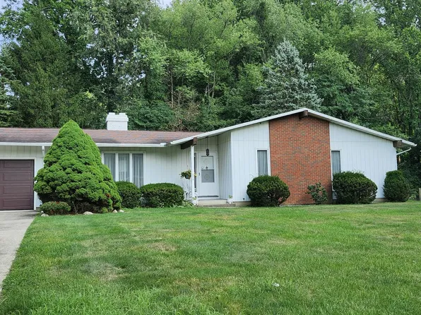 875 Skyline Dr, Niles, MI 49120
