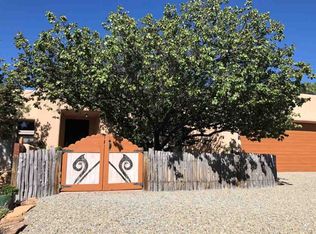 60 Balsa Rd, Santa Fe, NM 87508