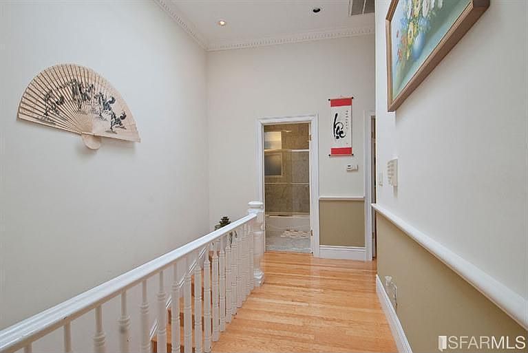 1st image of 1389 Baker St #1389