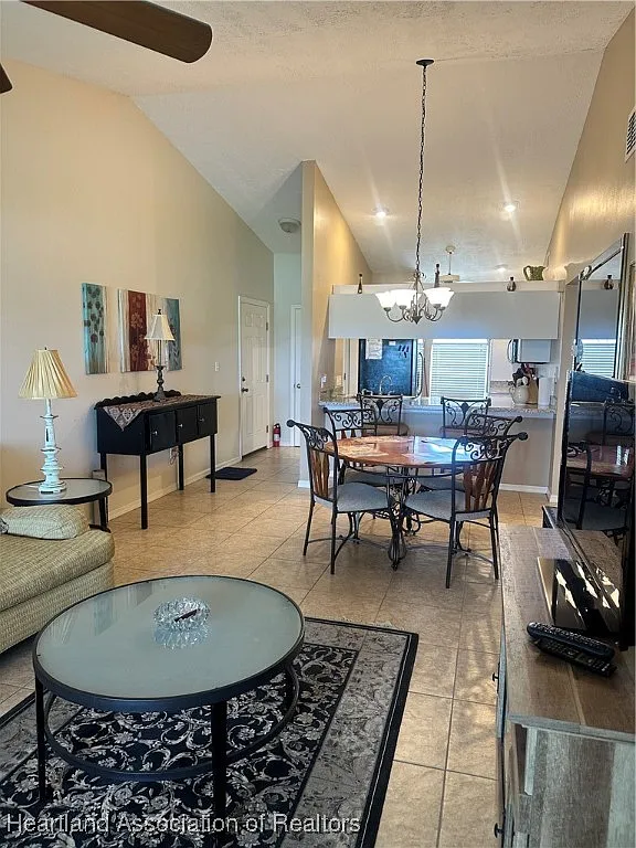 2 bed, 2.0 bath, 1104 sqft, $1,200 — Photo 4