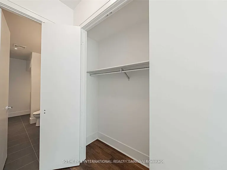 29 Queens Quay E #Townhouse 113 — Photo 33