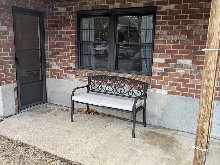 16B Mayberry Dr #2 — Photo 8