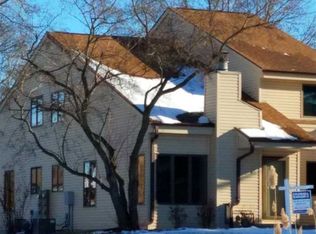 2480 W Glendale Ave APT C, Appleton, WI 54914
