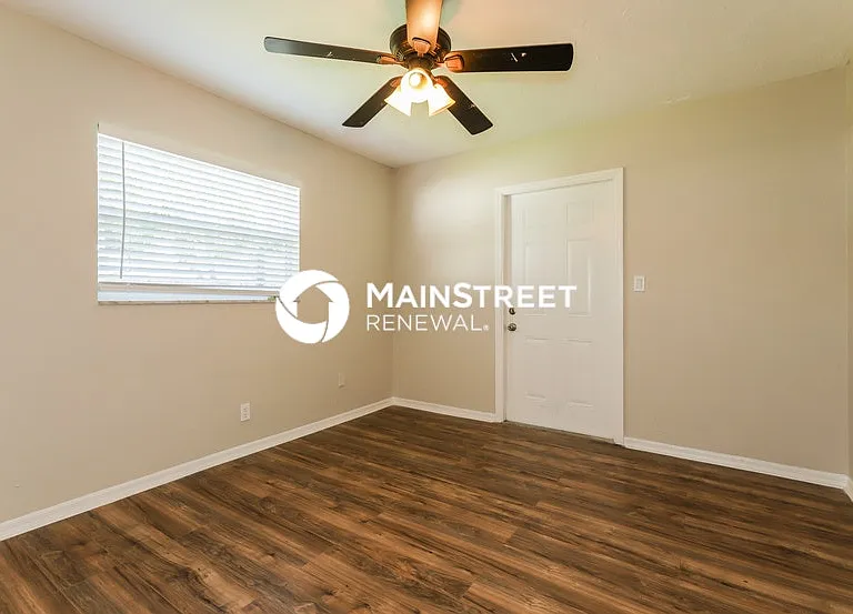 1833 Shore Acres Blvd NE — Photo 11