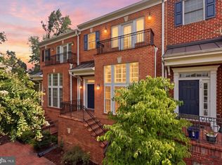 728 Vestal St, Woodbridge, VA 22191