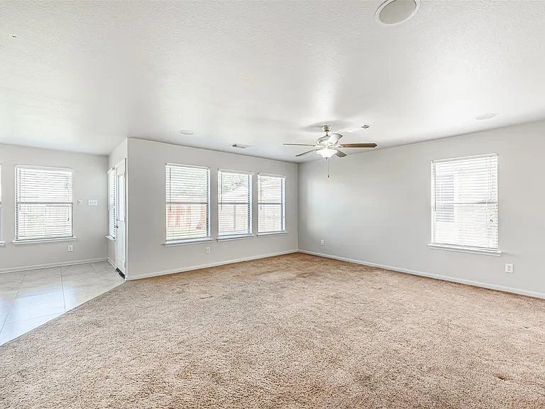 20926 Kenna Cove Ln — Photo 10