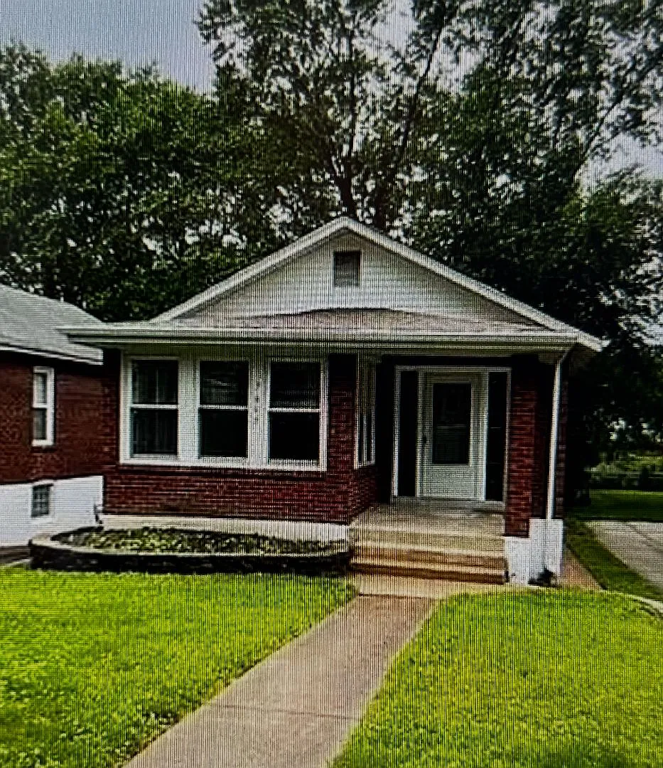 7667 Lindbergh Dr. — Photo 1